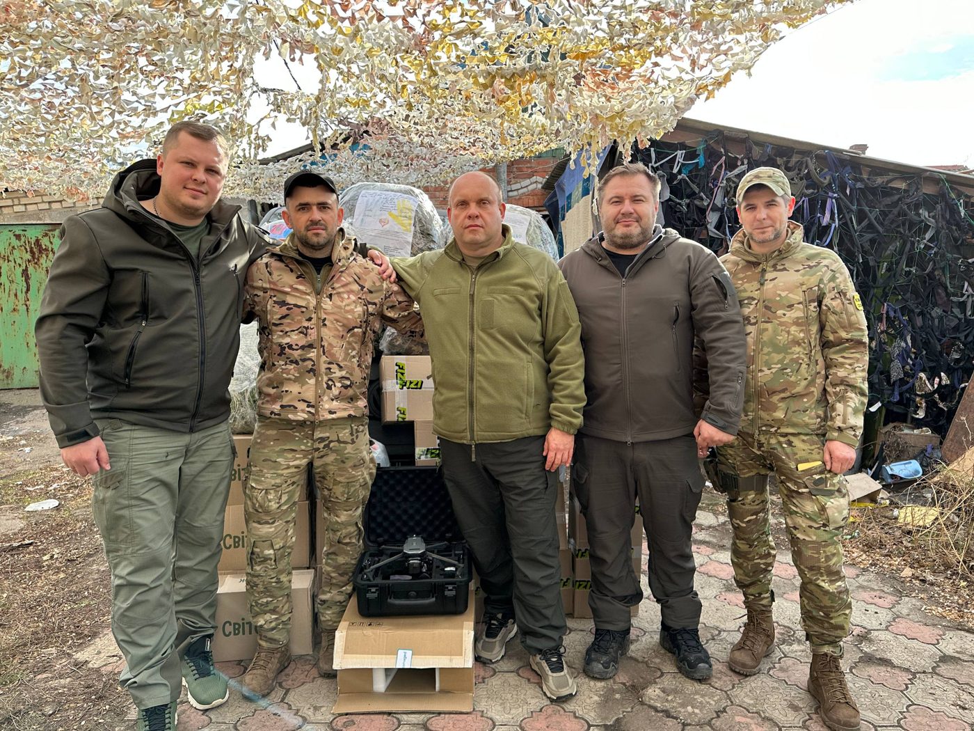 Гуманітарні вантажі захисникам