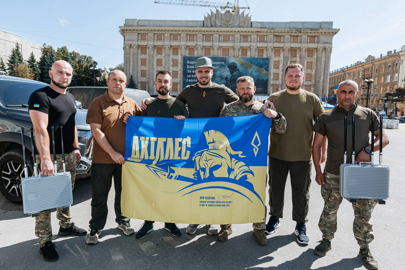 Спільна робота з волонтерами й військовими